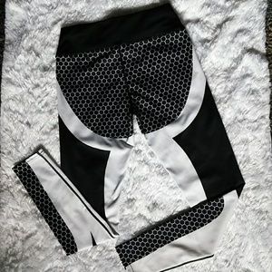 Sm/Med: ACTIVE WEAR JOGGERS